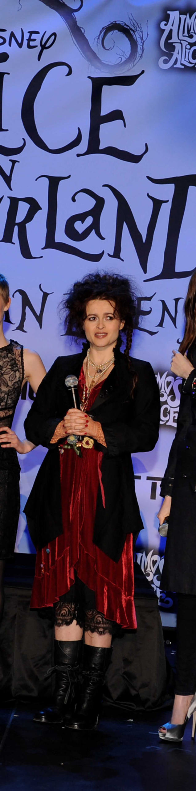 Illustration for article titled The 12 Longest Photos Of Helena Bonham Carter